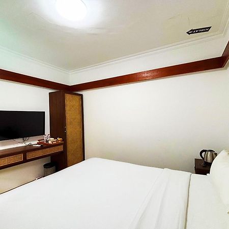 Hotel Emaki Bumi Singgah à Bandung Extérieur photo