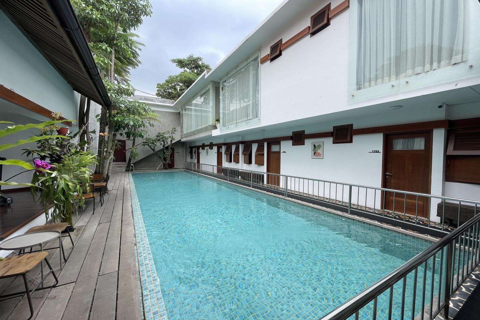 Hotel Emaki Bumi Singgah à Bandung Extérieur photo