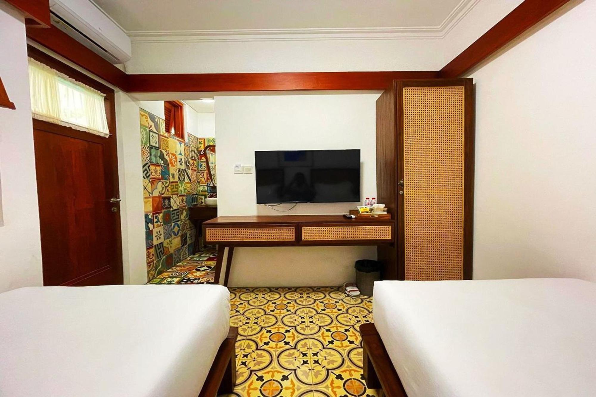 Hotel Emaki Bumi Singgah à Bandung Extérieur photo